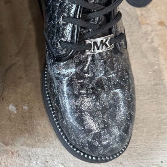 Michael Kors Haskell Syre Glitter Combat Boots Kids Size 1 Black Lace Up - Picture 7 of 7